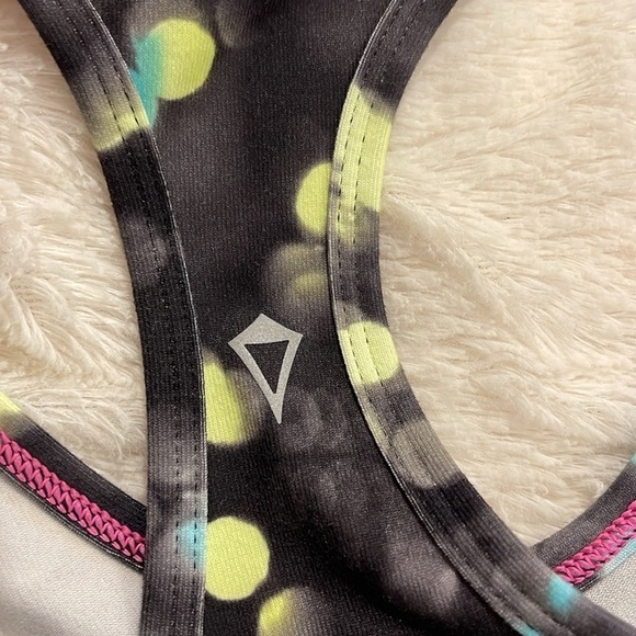 Ivivva by lululemon tank top size youth 14 - Picture 3 of 6